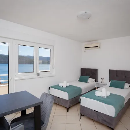Apartament Mak Neum